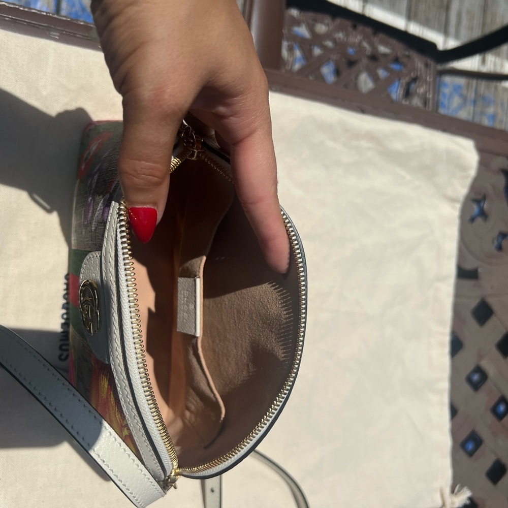 Floral GUCCI Shoulder Bag - Picture 5 of 7